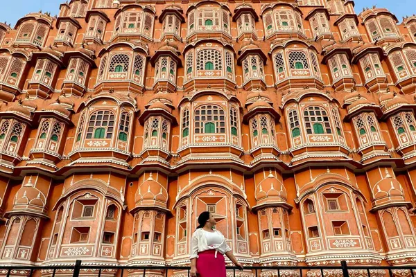 Hawa Mahal Sweets 1