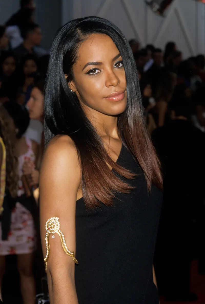 Image Aaliyah image beautiful - 11 Times Aaliyah Was Ahead Of Her Time With Beauty Trends ...