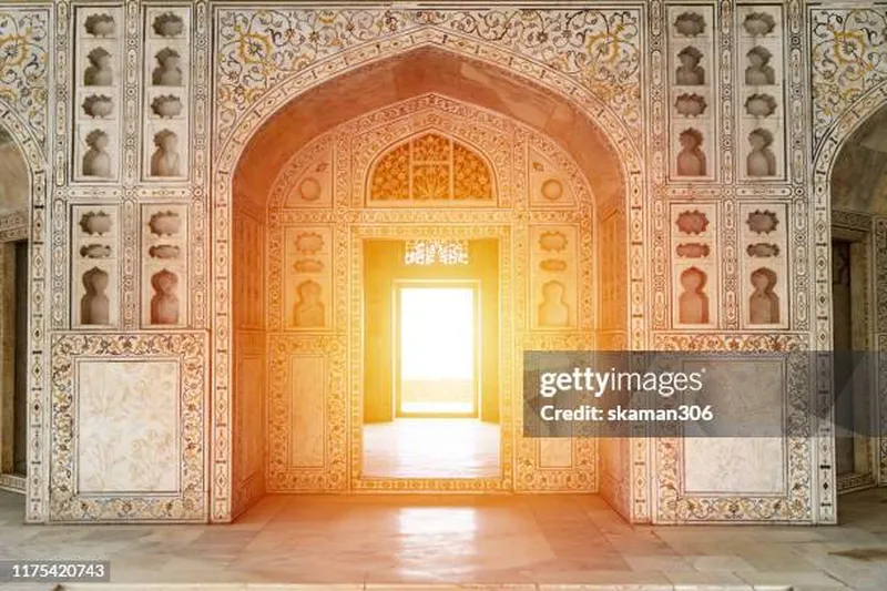 Image Agra Fort - Mughal Architecture image beautiful - 2,092 Indian Palace Window Stock Photos, High-Res Pictures, and ...