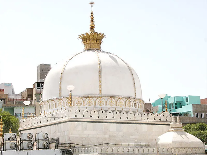 Image Ajmer - Dargah Sharif image beautiful - A beautiful tomb of Hazrat Khwaja Garib Nawaz dargah. Cons… | Flickr