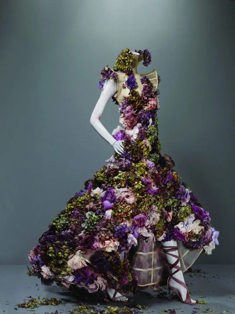 Image Alexander image beautiful image beautiful image beautiful - Not To Be Missed: Alexander McQueen: Savage Beauty – Objects Not ...