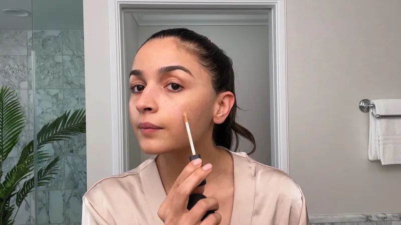 Image Alia Bhatt image beautiful image beautiful - Watch Alia Bhatt's Guide to Ice Water Facials and Skin-Like Makeup ...