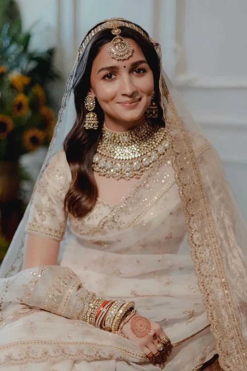 Image Alia Bhatt image beautiful image beautiful image beautiful image beautiful - Bridal beauty lessons: From Deepika Padukone to Alia Bhatt, here ...