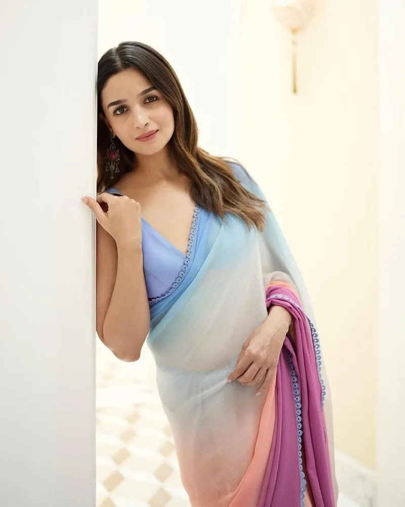 Image Alia Bhatt image beautiful image beautiful image beautiful image beautiful image beautiful image beautiful image beautiful image beautiful image beautiful image beautiful - Manish Malhotra Inspired Alia Bhatt Beautiful Colour Saree ...