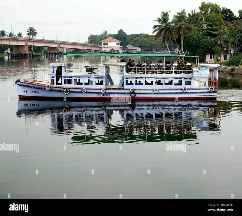 Image Alleppey (Alappuzha) - Venice of the East image beautiful image beautiful - Coconut trees in kerala hi-res stock photography and images - Page ...