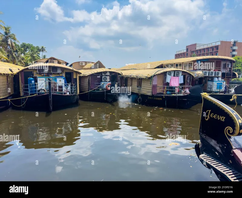 Image Alleppey (Alappuzha) - Venice of the East image beautiful image beautiful image beautiful image beautiful - House boat journey kerala backwaters hi-res stock photography and ...