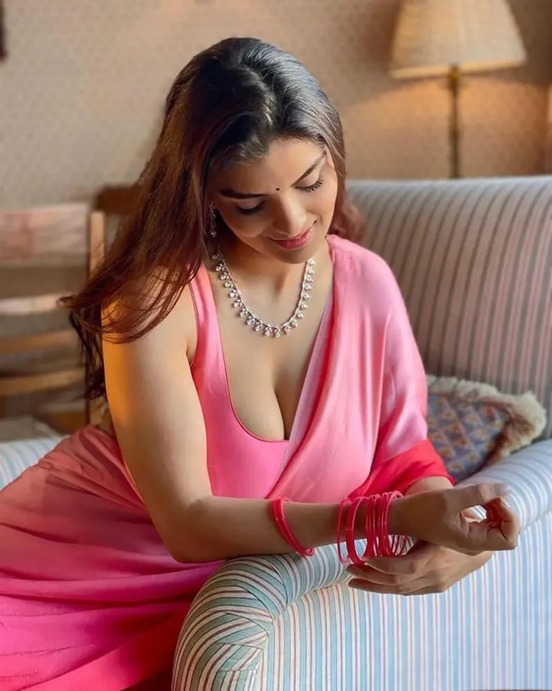 Image Anveshi Jain image beautiful image beautiful image beautiful image beautiful image beautiful image beautiful image beautiful image beautiful image beautiful image beautiful - How beautiful Anveshi Jain looks in this Pink saree . Surreal ...