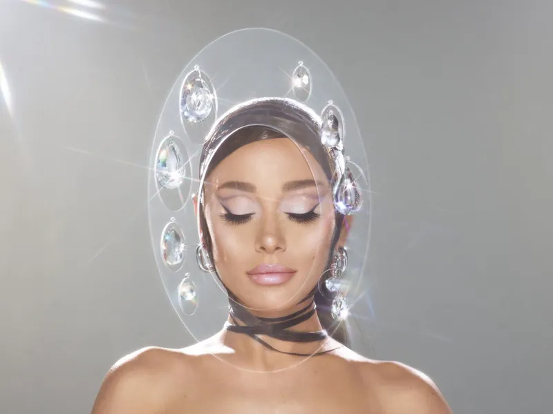 Image Ariana Grande image beautiful image beautiful image beautiful - Ariana Grande's Beauty Line r.e.m. beauty Has Launched. Here Are ...