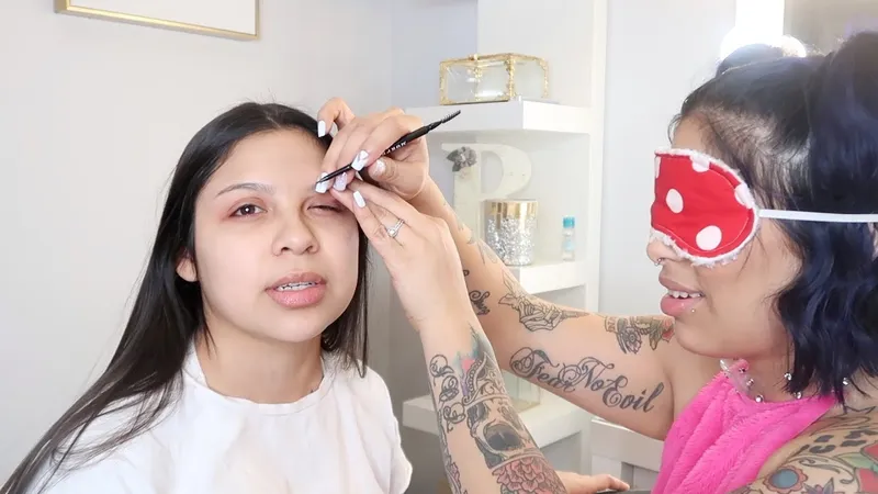 Image Bianca's sister image beautiful - BIRDBOX MAKEUP CHALLENGE FT. MY SISTER - YouTube