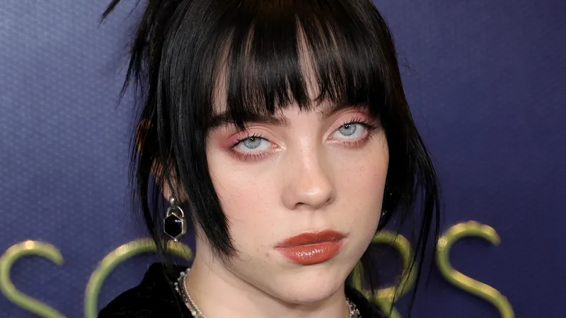 Image Billie Eilish image beautiful image beautiful - Billie Eilish Stole My Entire High School Beauty Look — See Photo ...