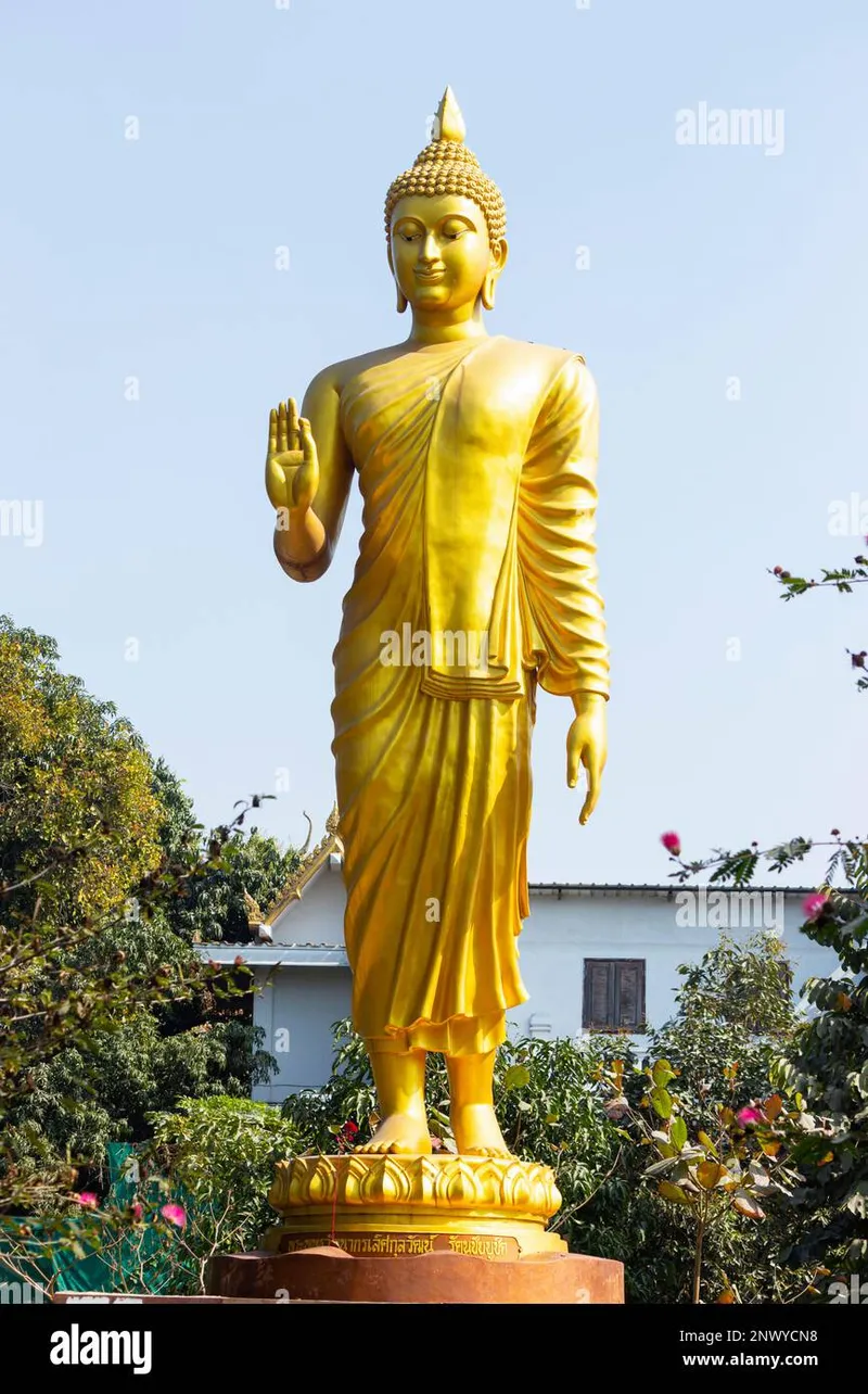 Image Bodh Gaya - Birthplace of Buddhism image beautiful - Buddha temple gaya hi-res stock photography and images - Page 14 ...