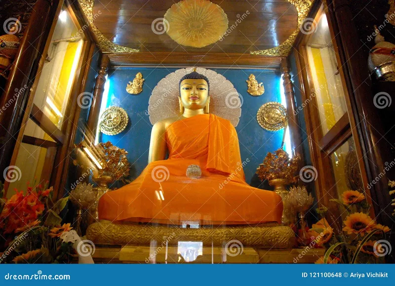 Image Bodh Gaya - Birthplace of Buddhism image beautiful image beautiful image beautiful image beautiful image beautiful image beautiful image beautiful image beautiful - Golden Buddha Inside Mahabodhi Temple, Bodhgaya, Bihar, India ...