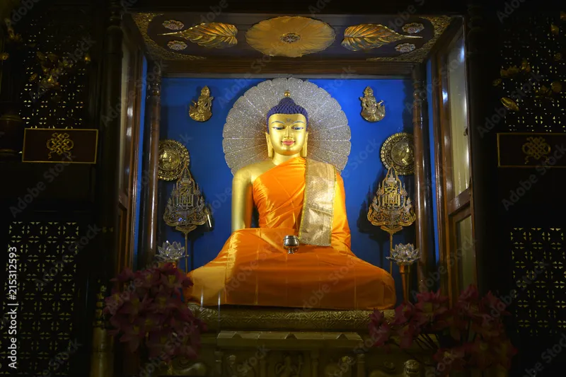 Image Bodh Gaya - Mahabodhi Temple image beautiful - Beautiful Buddha statues in Mahabodhi Stupa Bodh Gaya Sculpture of ...