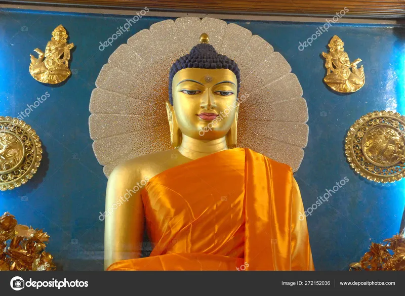 Image Bodh Gaya - Mahabodhi Temple image beautiful image beautiful - Golden buddha inside Mahabodhi Temple, Bodhgaya, Bihar, India ...