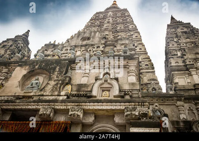 Image Bodh Gaya - Mahabodhi Temple image beautiful image beautiful image beautiful - A beautiful picture of Mahabodhi Temple, Bodh Gaya, Bihar, India ...