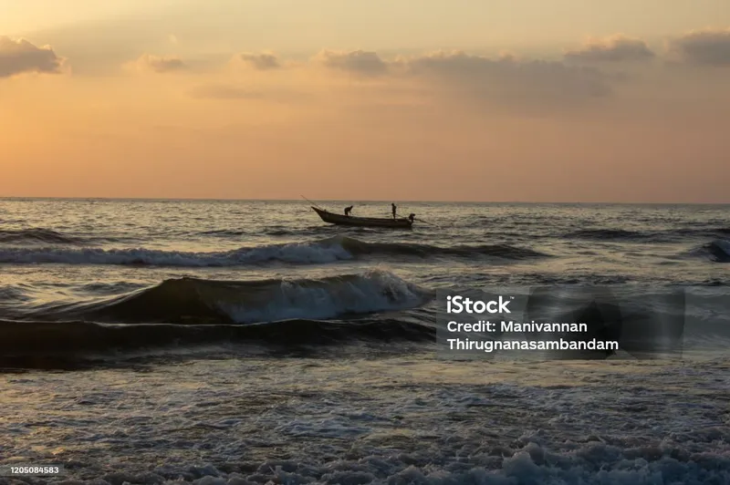 Image Chennai - Marina Beach image beautiful image beautiful image beautiful image beautiful image beautiful image beautiful image beautiful image beautiful - Beautiful View Of The Waves And The Fishing Boats Along The Marina ...