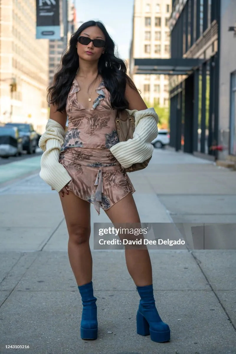 Image David Dee Delgado image beautiful image beautiful image beautiful - Lauren Marie is seen wearing an outfit by GIA, boots by Naked ...