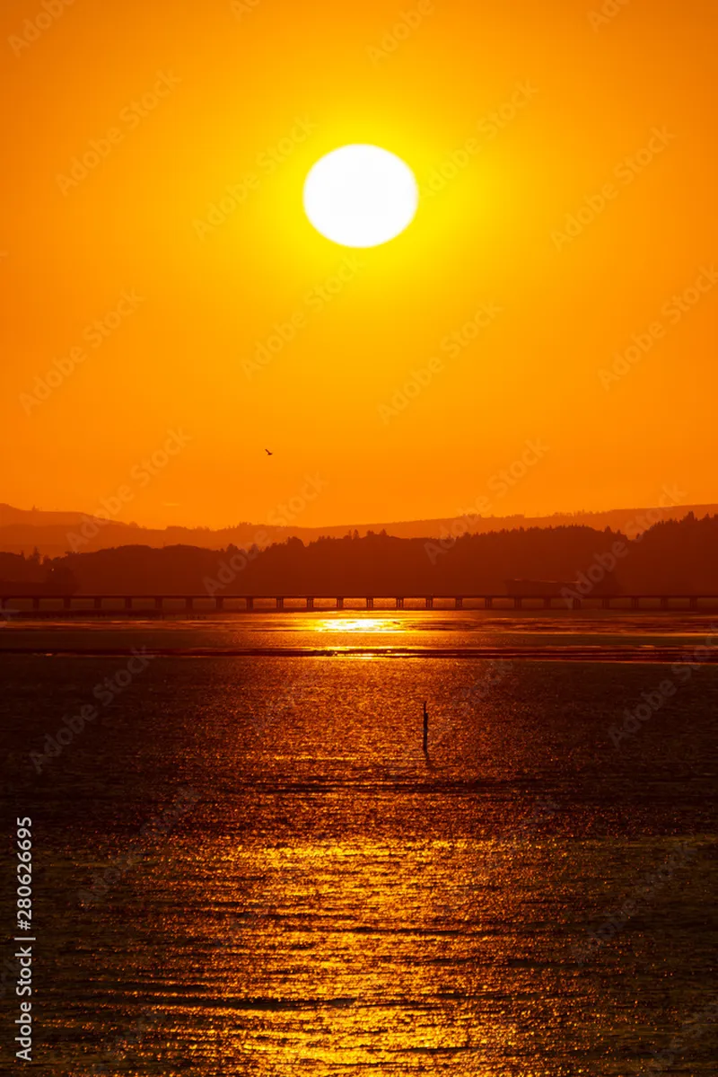 Image Dawn image beautiful image beautiful image beautiful image beautiful - Early morning sunrise behind the mountains with sunlight ...