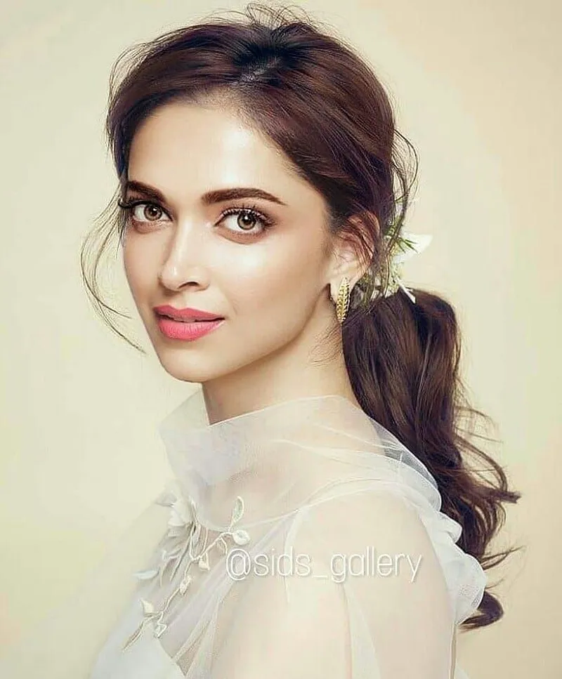 93+ most beautiful images of Deepika Padukone