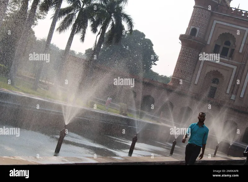 Image Delhi - Capital of India image beautiful - Humayuns tomb new delhi hi-res stock photography and images - Page ...