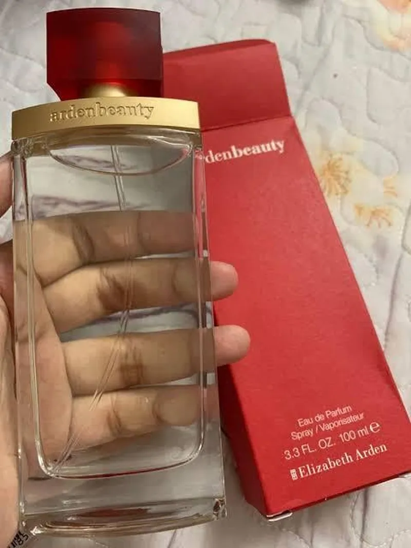 Image Elizabeth image beautiful image beautiful image beautiful image beautiful image beautiful image beautiful - Elizabeth Arden Beauty : what a Beauty : r/DesiFragranceAddicts