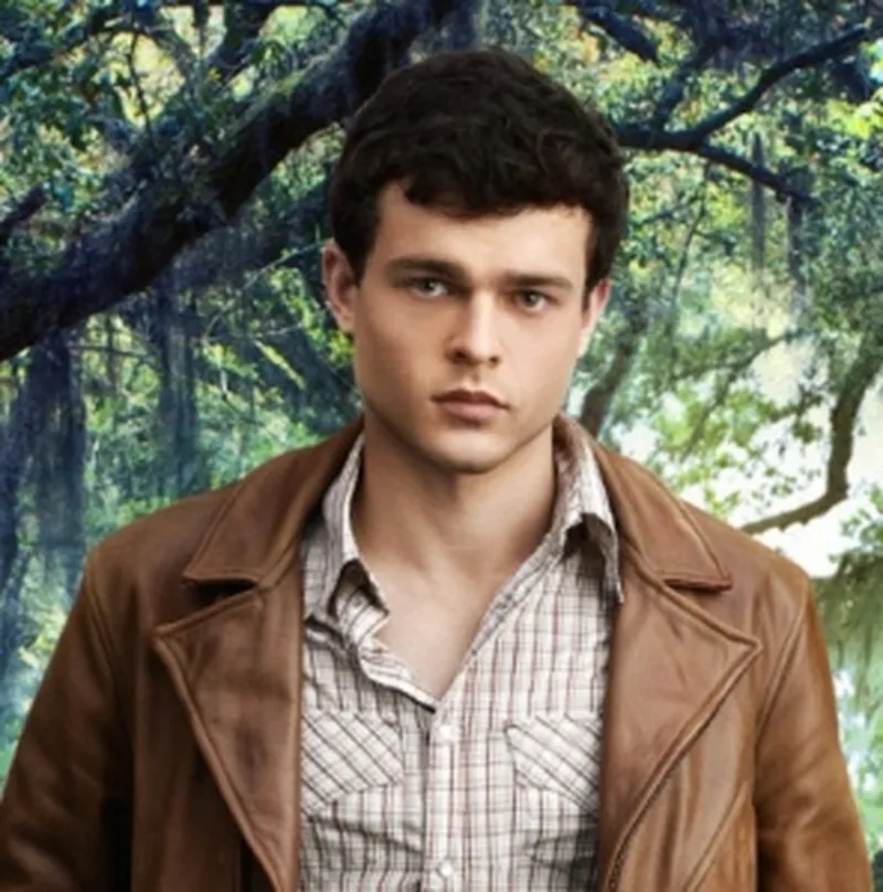 Image Ethan image beautiful - Film vs Novel – Beautiful Creatures – Casey Carlisle