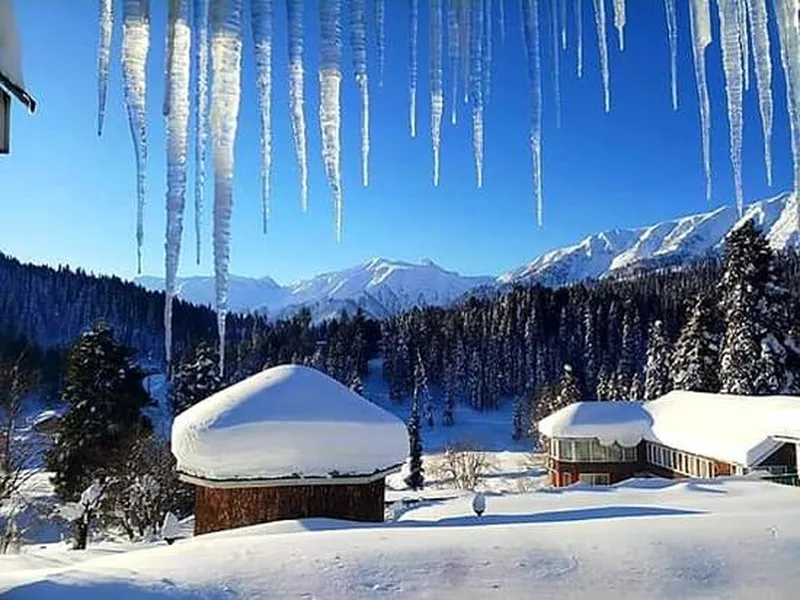 Image Gulmarg - Ski Resort image beautiful image beautiful image beautiful - Gulmarg Kashmir Icicles roof top of hotel Beautiful view outside ...