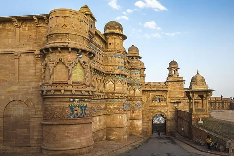 Image Gwalior Fort - Majestic Fort image beautiful image beautiful - Elephant Gate (Hathiya Paur), Man Singh Palace Our beautiful Wall ...