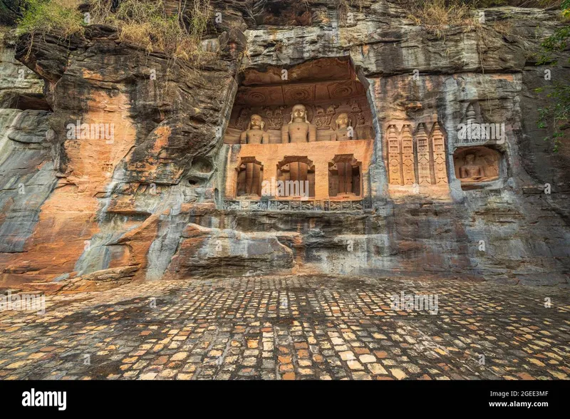 Image Gwalior Fort - Majestic Fort image beautiful image beautiful - Beautiful Jain Statues carved on the rock near Gwalior Fort ...