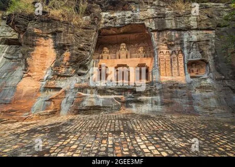 Image Gwalior Fort - Majestic Fort image beautiful image beautiful image beautiful image beautiful - Beautiful Jain Statues carved on the rock near Gwalior Fort ...