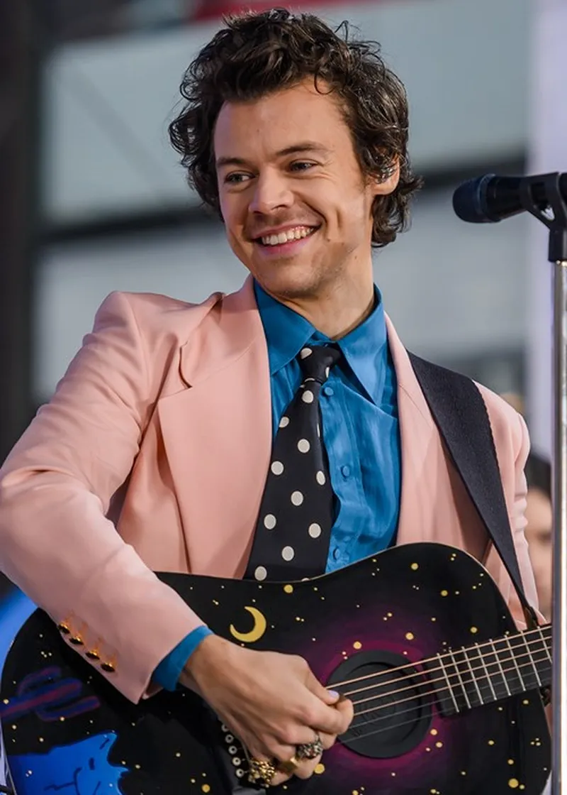 Image Harry image beautiful image beautiful image beautiful - Harry Styles To Launch 'Pleasing' Beauty Brand | BEAUTY/crew