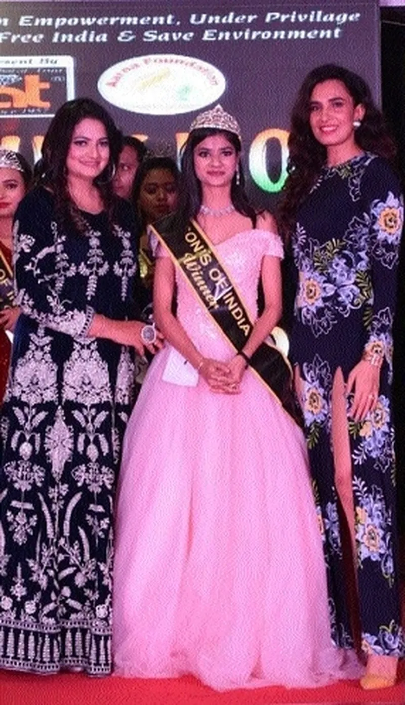 Image Hema Malini image beautiful image beautiful image beautiful image beautiful image beautiful image beautiful image beautiful image beautiful image beautiful image beautiful - Anjali wins 'Miss Beauty Icon of India' award - The Hitavada