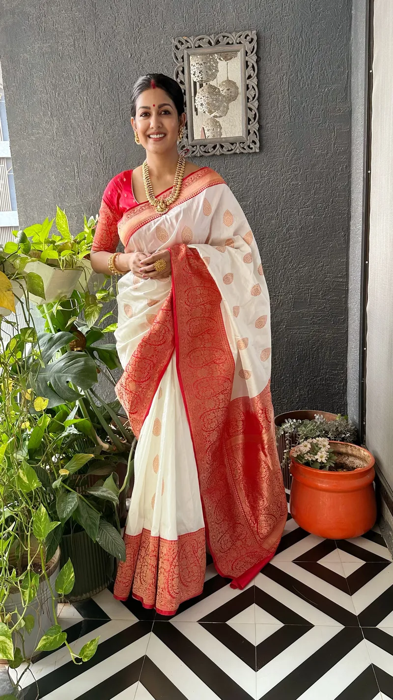 Image Ishita Dutta image beautiful image beautiful image beautiful - Women's favourite Choice - Sacred Weaves - Reviews and Testimonials