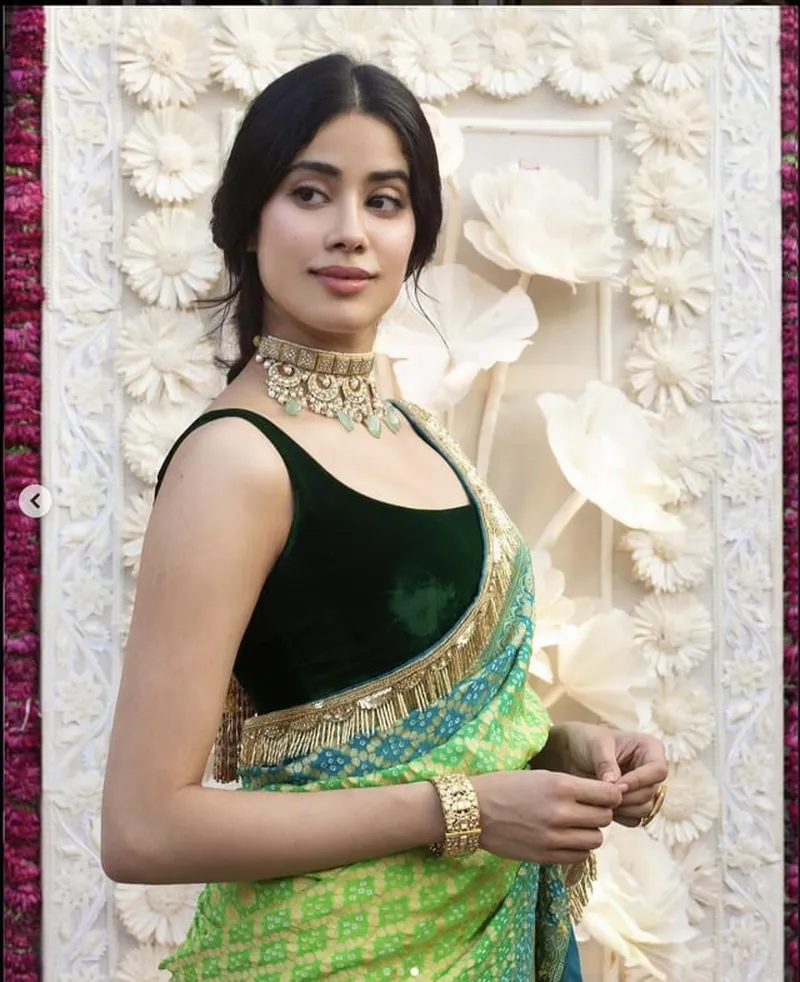 Image Janhvi Kapoor image beautiful image beautiful image beautiful image beautiful image beautiful image beautiful image beautiful image beautiful image beautiful - Janhvi Kapoor in a beautiful blue-green Bandhani saree by Manish ...