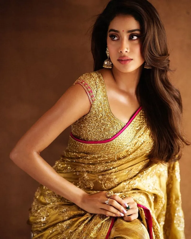 Image Janhvi Kapoor image beautiful image beautiful image beautiful image beautiful image beautiful image beautiful image beautiful image beautiful image beautiful - Janhvi Kapoor glimmered in a beautiful golden sari, promotes 'Devara'