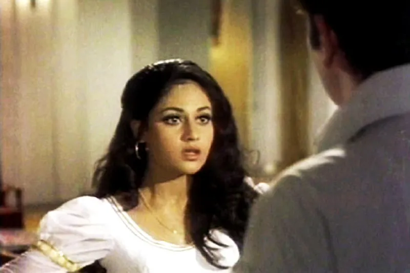 Image Jaya Bachchan image beautiful image beautiful - Classic revisited: Jawani Diwani's beautiful youthful romance ...