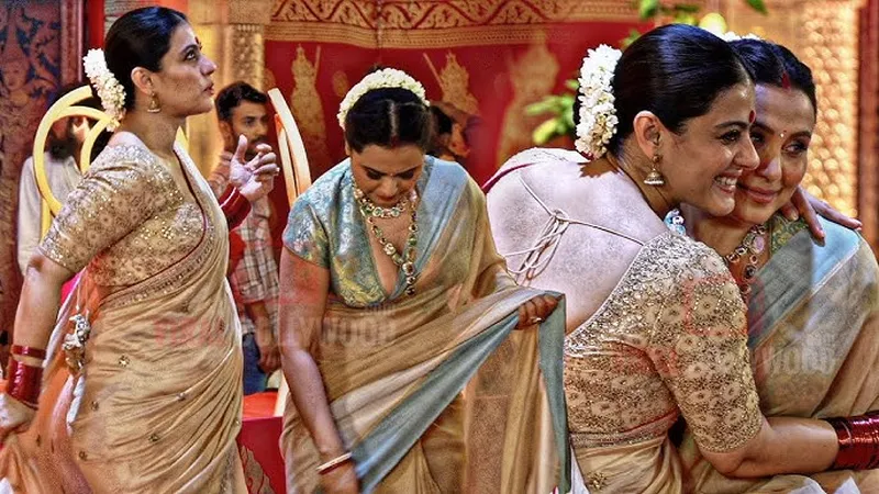 Image Jaya Bachchan image beautiful image beautiful image beautiful image beautiful - Kajol Devgn with Rani Mukerji Beautiful Moment at Biggest Durga ...