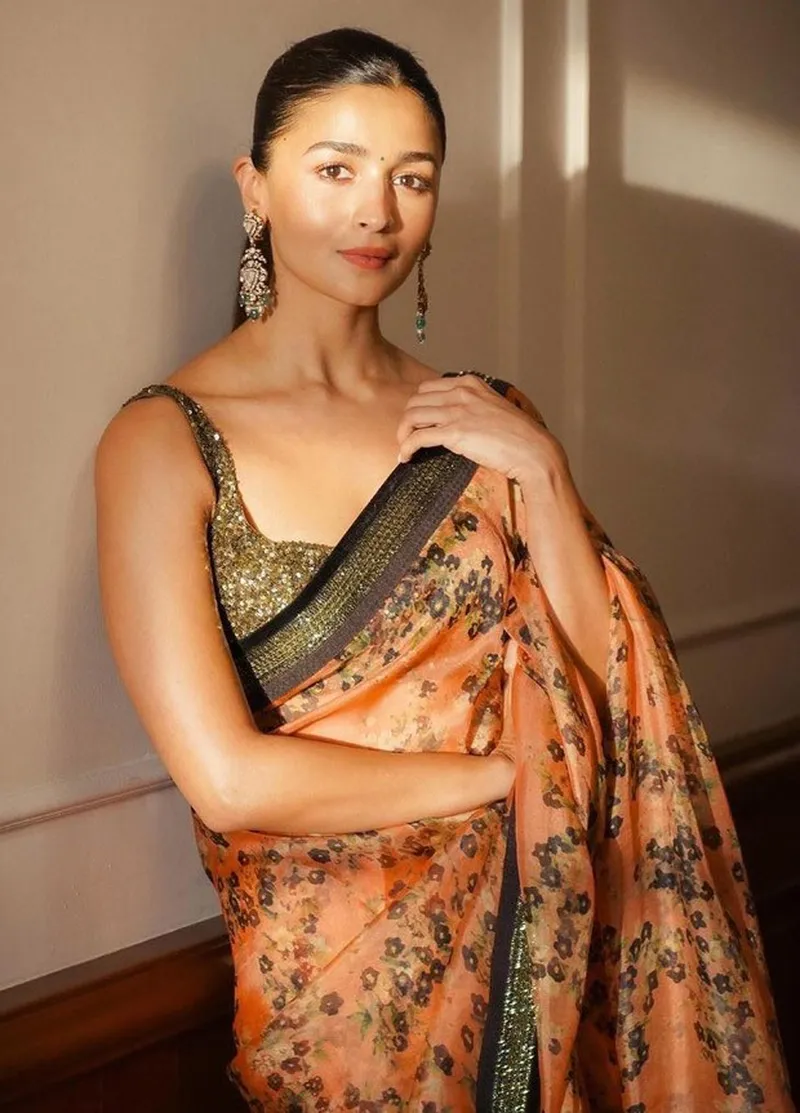 Image Jr NTR image beautiful image beautiful image beautiful image beautiful image beautiful image beautiful image beautiful - Alia Bhatt is all about elegance in Sabyasachi Mukherjee's peach ...