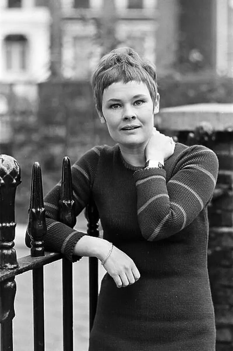 Image Judi Dench image beautiful image beautiful - Actress Judi Dench at home. 17th November 1967 Our beautiful Wall ...