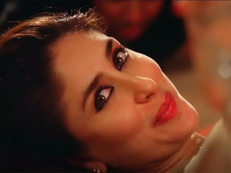 Image Kareena Kapoor image beautiful image beautiful image beautiful image beautiful image beautiful image beautiful - Match The Kareena Kapoor Film To Her Beauty Look Quiz