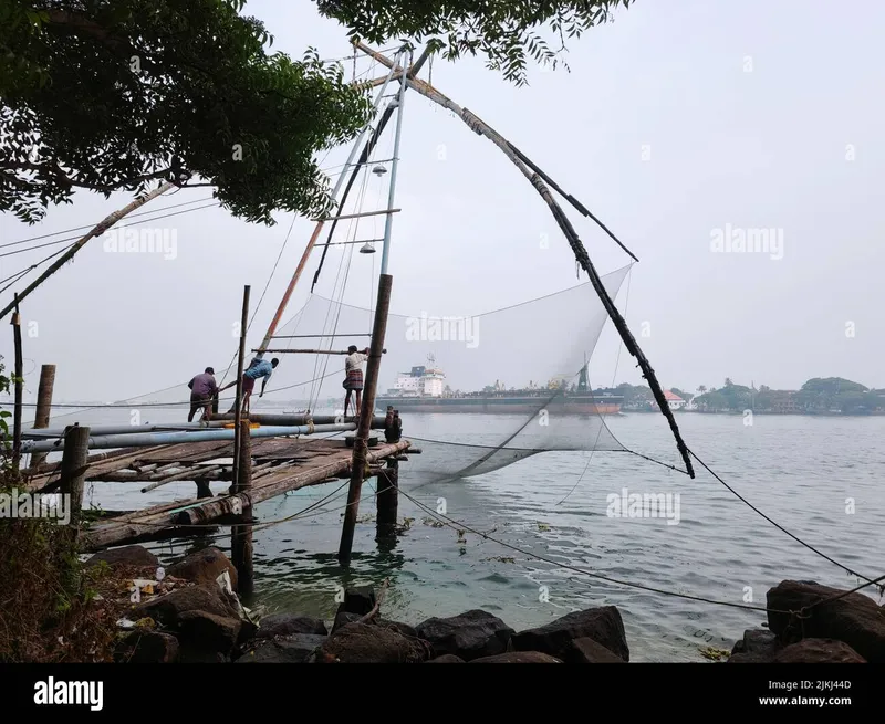 Image Kochi - Chinese Fishing Nets image beautiful image beautiful image beautiful image beautiful - Boat, beach, india hi-res stock photography and images - Page 41 ...