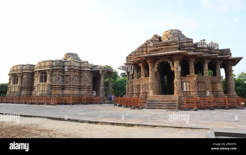 Image Konark Sun Temple - UNESCO World Heritage Site image beautiful image beautiful image beautiful - Beautiful Sun Temple, World Heritage Site, Modhera, Gujarat, India ...