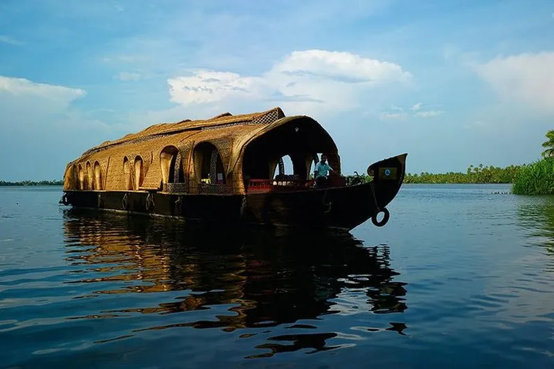 Image Kumarakom - Houseboat Rides image beautiful image beautiful image beautiful - Private Backwater Cruise: Houseboat & Shikara with Lunch from ...