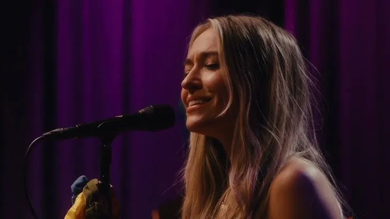 Image Lauren image beautiful - Lauren Daigle - You Are So Beautiful (Live Acoustic Performance ...