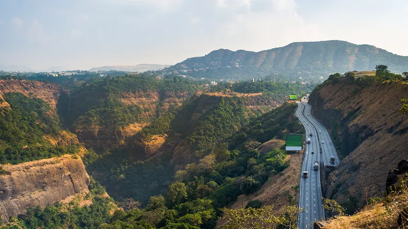 Image Lonavala - Hill Station image beautiful image beautiful - Lonavala: A Must-Visit Weekend Getaway from Mumbai | Yatri