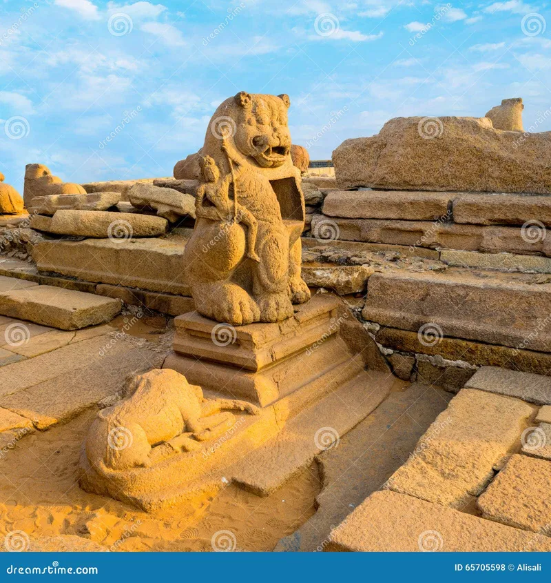 Image Mahabalipuram - Shore Temples image beautiful image beautiful - Beautiful Ancient Sculpture of Lion Monolithic Famous Shore Temp ...