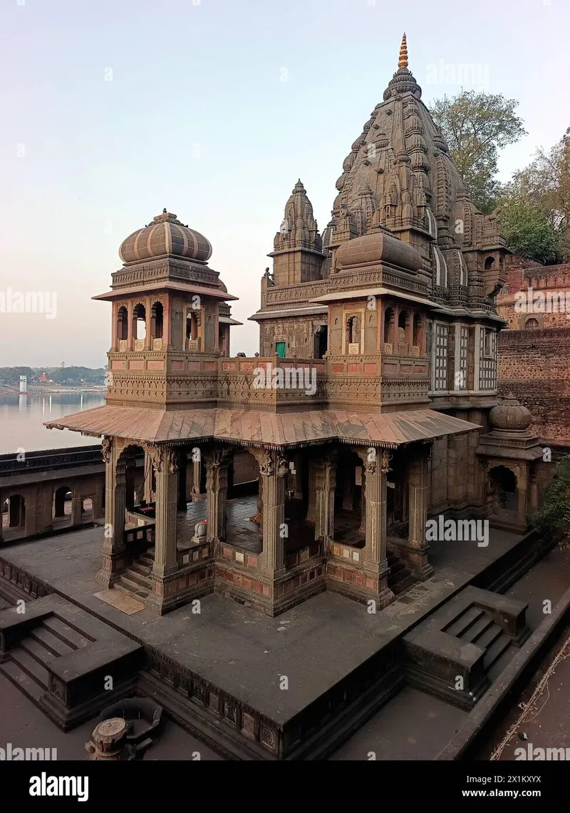 Image Maheshwar - Temples and Forts image beautiful image beautiful image beautiful image beautiful - Ahilya fort maheshwar hi-res stock photography and images - Page 5 ...