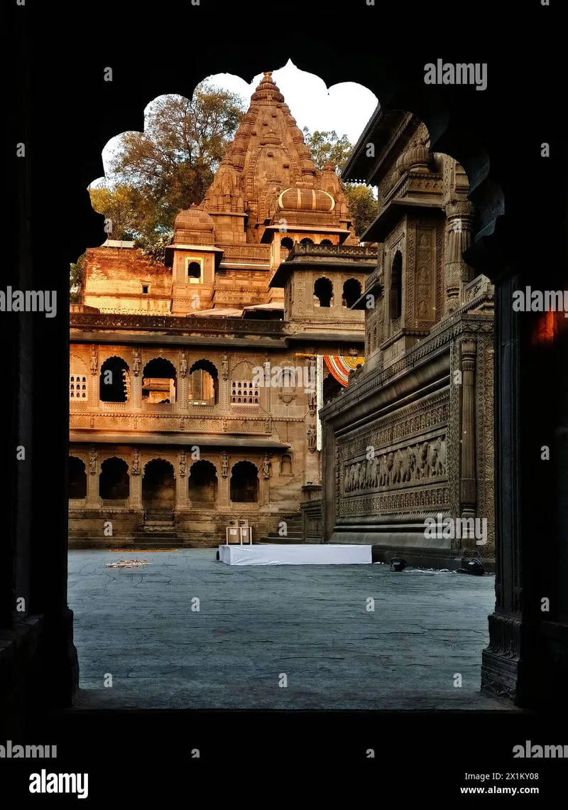 Image Maheshwar - Temples and Forts image beautiful image beautiful image beautiful image beautiful image beautiful - Maheshwar temple hi-res stock photography and images - Page 2 - Alamy