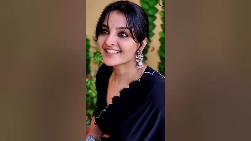 Image Manju Warrier image beautiful image beautiful image beautiful image beautiful image beautiful - Manju Warrier pictures | Cute, Beautiful | Bird Sound in the ...