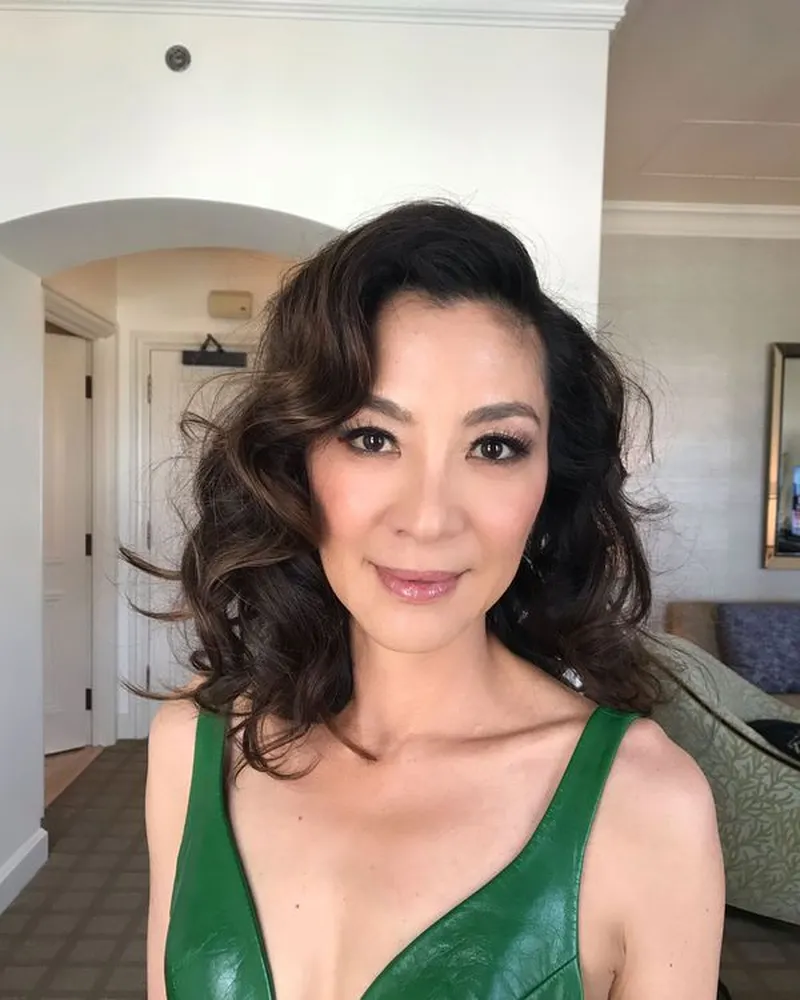 Image Michelle image beautiful - How to Get Michelle Yeoh Golden Globes Makeup 2019